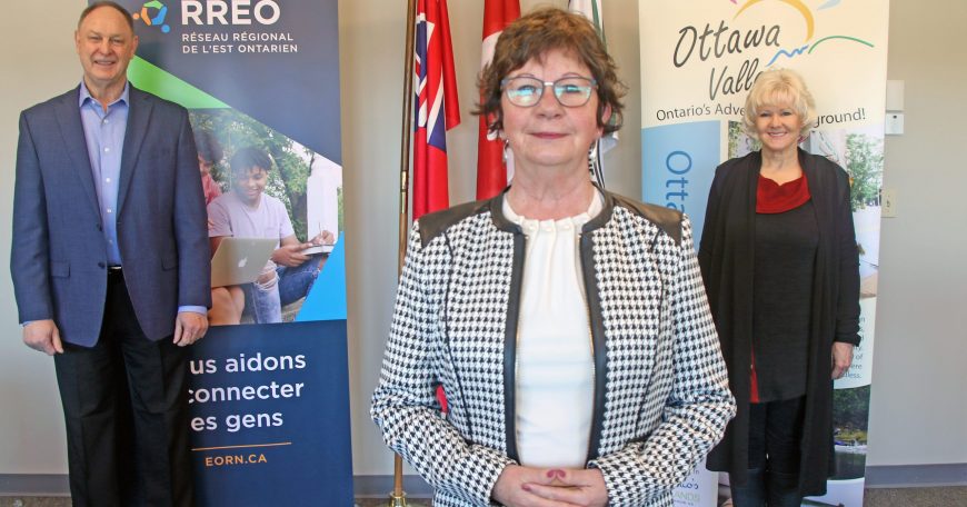Ford Budget Funds Rural Broadband, Time For Trudeau To Step Up Warden Debbie Robinson MP Cheryl Gallant and MPP John Yakabuski Eastern Ontario Regional Network