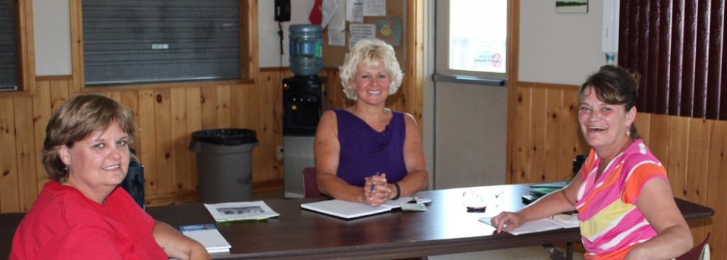 Cheryl Gallant at Whitney Constituency Clinic