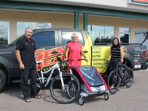 Cheryl-Gallant-with-Damien-and-Tammy-McCarthy-of-Gearheads1024