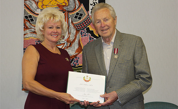 Cheryl Gallant Presents Dr. John Hilborn with Diamond Jubilee Medal