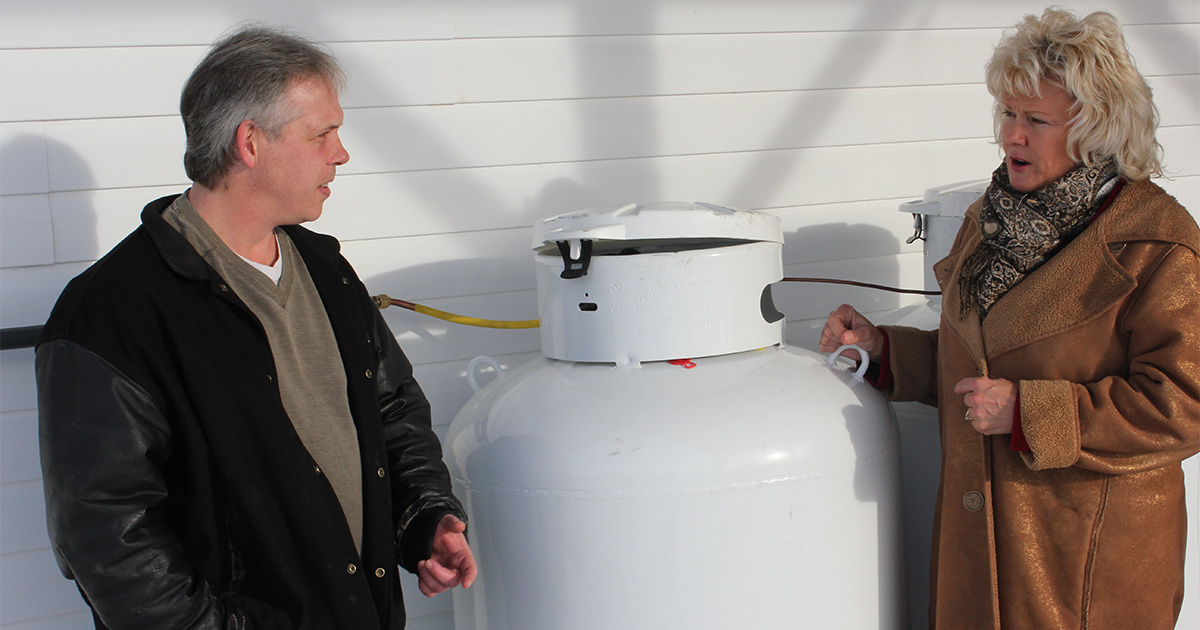 Cheryl-Gallant-MP-with-Westmeath-resident-over-his-high-propane-costs