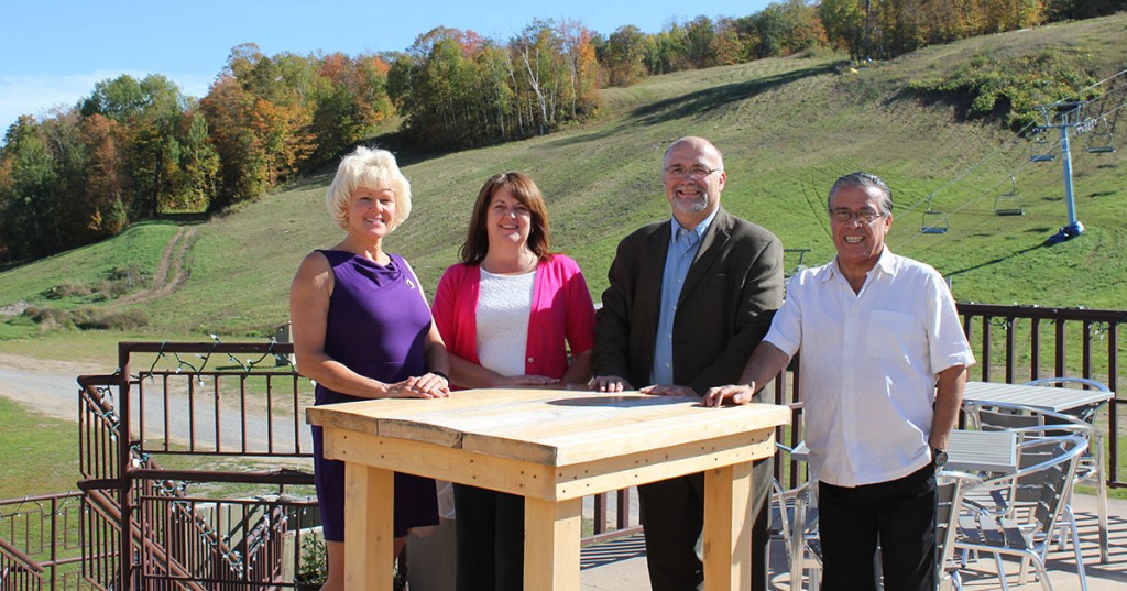 MP-Gallant-brings-EODP-Funding-to-Calabogie-Peaks-Resort-1200