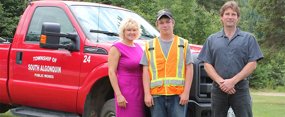 Cheryl Gallant Supports Summer Jobs for Youth