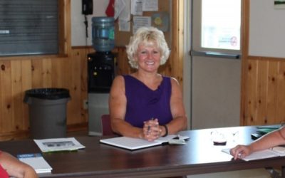 Cheryl Gallant conducts Constituency Clinic in Whitney