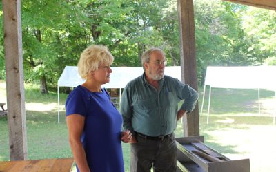 Cheryl Gallant visits Matawatchan for Constituency Clinic